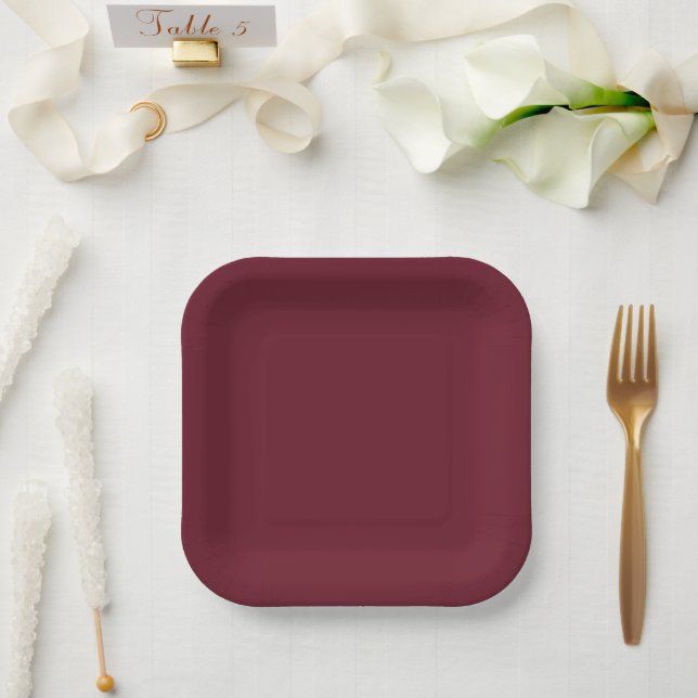 Platos de papel de arándano profundo (Boda)