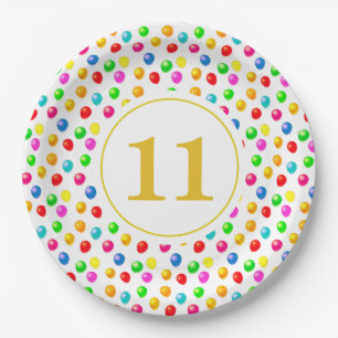 Platos de papel de cumpleaños con globos festivos 