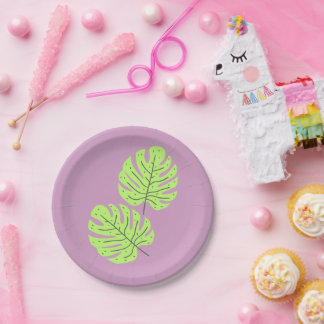 Platos de papel de hojas verdes