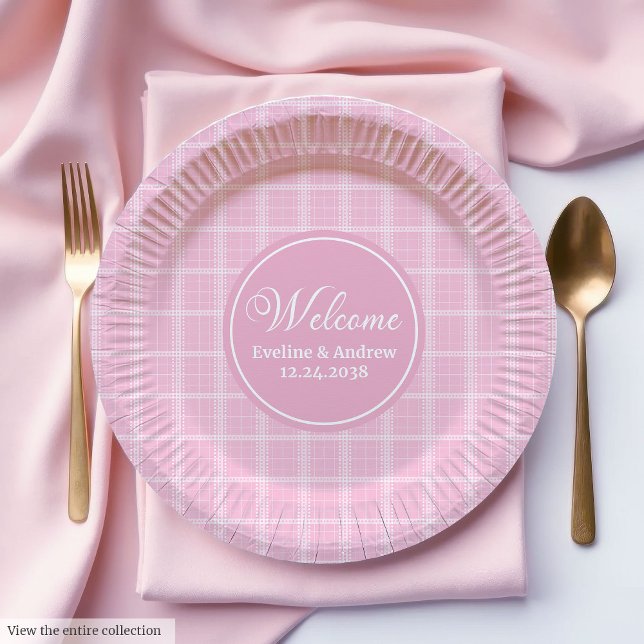 Platos de papel de tartán rosa Monograma moderna B (Pink Tartan Paper Plates Modern Monogram Wedding)