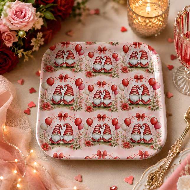 Platos de papel para fiesta de gnomos románticos d (Subido por el creador)