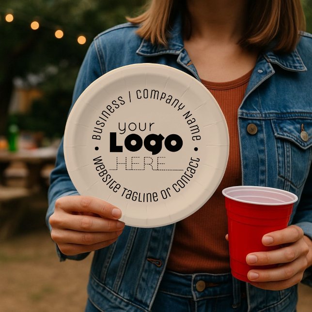 Platos de Papel para Fiestas de 9" con Escudo de L (Subido por el creador)