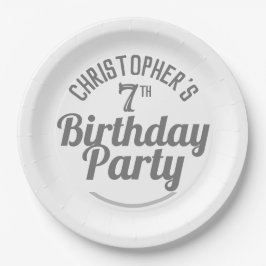 Platos de papel para la celebración del cumpleaños