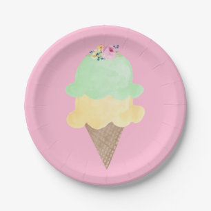 Platos de papel rosado con cono de helado de acuar
