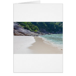 Playa de arena blanca de Similán y mar azul turque