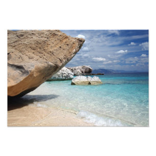 Playa de Cerdeña con fotos de grandes rocas