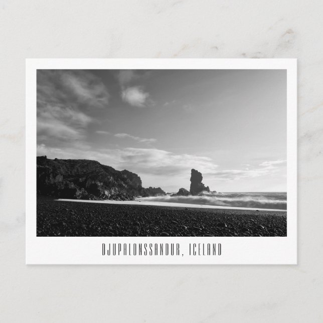 Playa negra de Djupalonssandur en Islandia postal (Anverso)