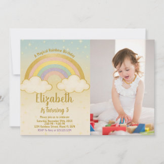 Playas invitaciones de cumpleaños con arcoiris con