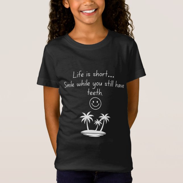 Playera con Cara Sonriente de Vibra Retro de Playa (Anverso)