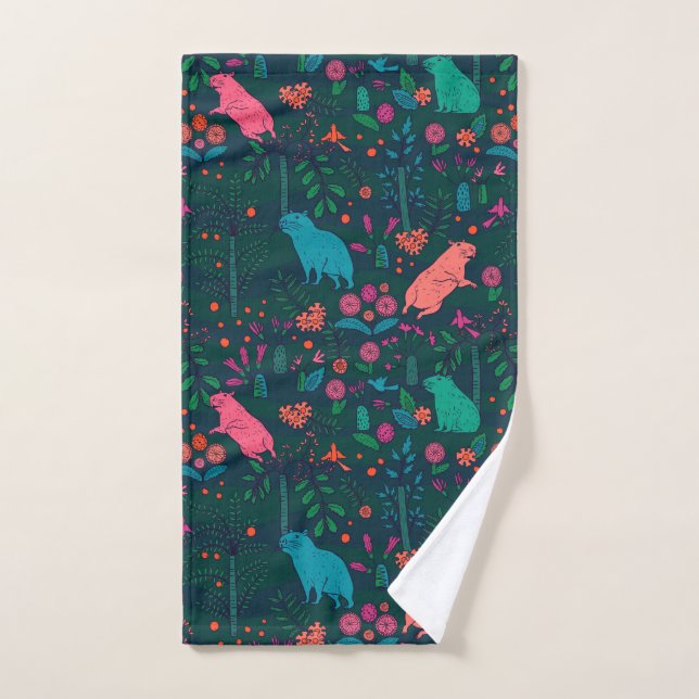 Playful Capybara in the Forest – Tropical Seamless (Toalla de mano)
