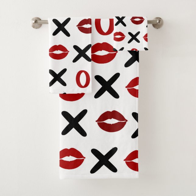 Playful XO & Red Lips Modern Love Pattern (In situ)