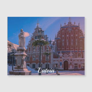 Plaza del ayuntamiento de Riga en invierno