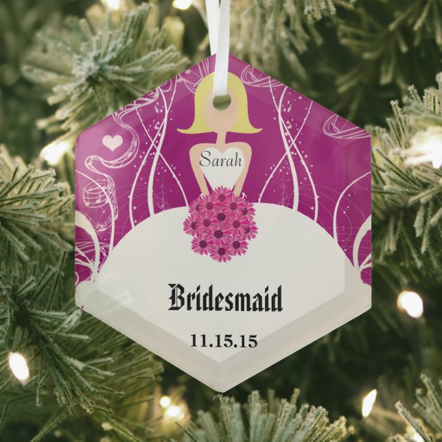 Plum Boda Gown Bridesmaid Ornamento de Navidad (in situ)