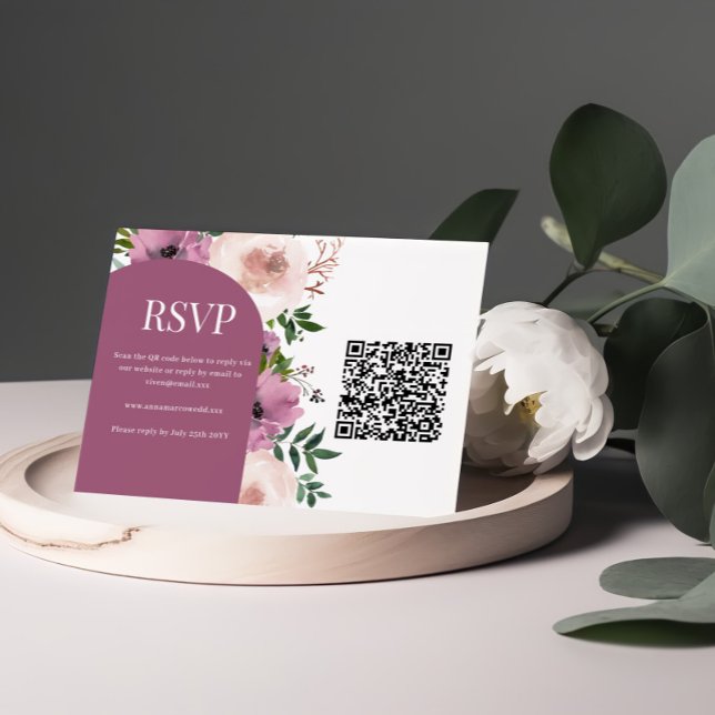 Plum Floral Wedding Tarjeta RSVP (Subido por el creador)
