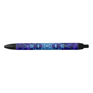 Pluma de tinta negra de la puerta azul