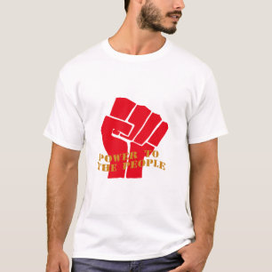 Poder para la gente con una primera camiseta