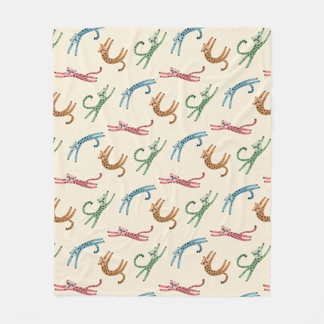 Polar Bebé Cheetah se extiende por una manta de flores m (Anverso)