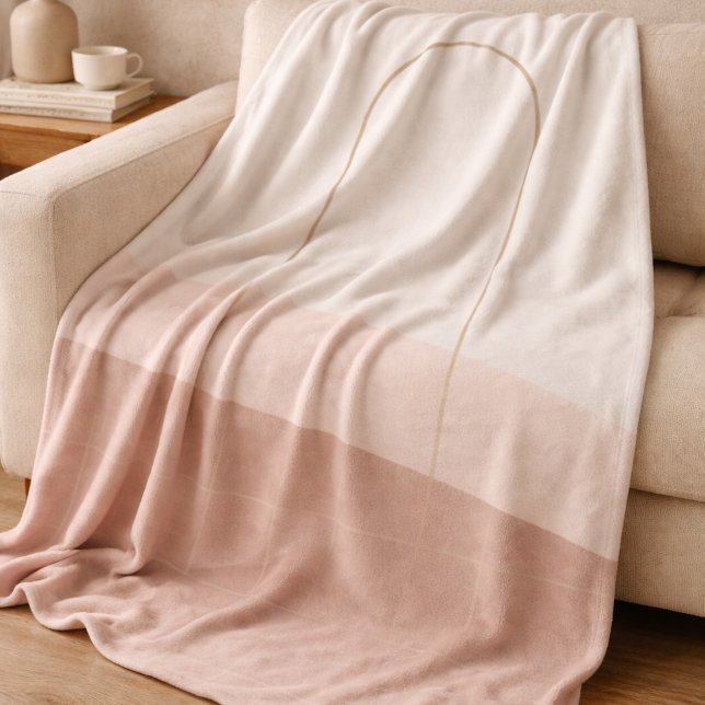 Polar Manta de felpa arco beige rosado (Ivory fleece with blush gradient and taupe arch detail, designed for layered neutral living.)