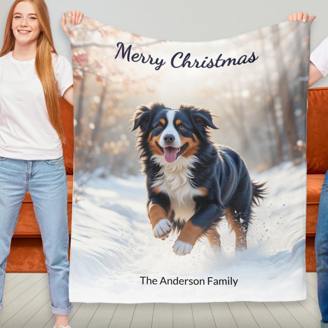 Polar Manta Personalizada de Navidad para Perro de Monta (A personalized Christmas blanket with watercolor-style picture of a Bernese mountain dog in snow)