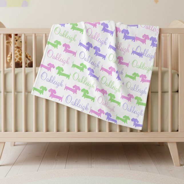 Polar Sexo de Dachshund: manta de guardería neutra (Personalized dachshund baby blanket - pinks, purples, and greens)