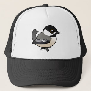 Pollo con gorra negra