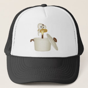 Pollo en gorra del camionero de la sopa