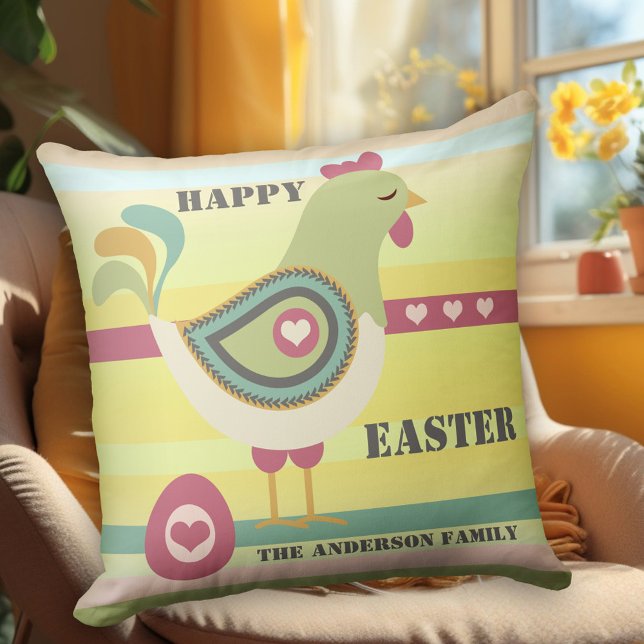 Pollo feliz de Pascua con almohada de Pastel de Hu (Personalized pillow featuring a cute chicken with egg in lovely pastel colors)
