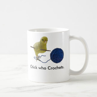 Polluelo que Crochets la taza de café