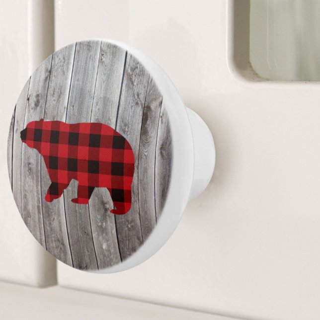 Pomo De Cerámica arándano rústico de madera granero de madera dorad (rustic woodland barn wood red buffalo plaid bear ceramic knob)