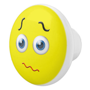 Pomo De Cerámica Emoji de cara desconcertada