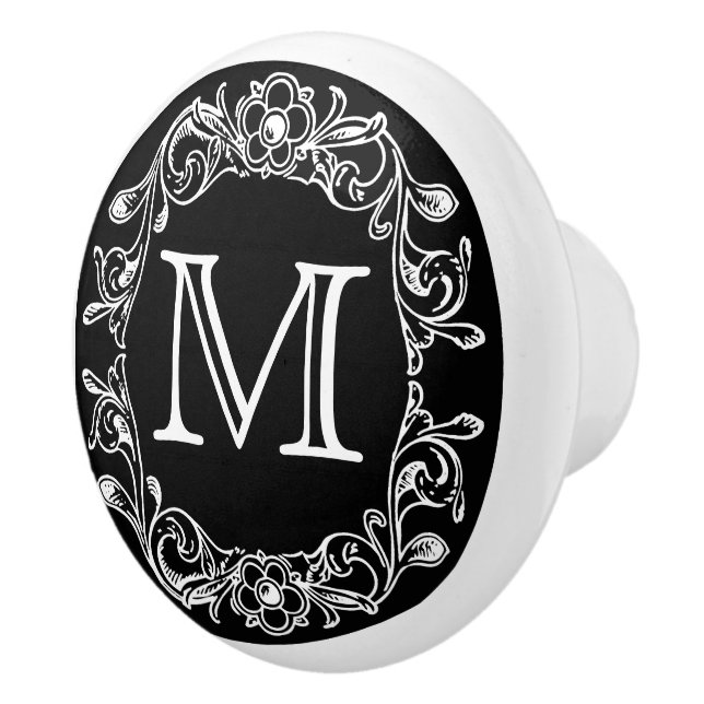 Pomo De Cerámica Floral negra monogramada (Derecha)