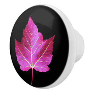 Pomo De Cerámica Hoja de Arce de Otoño Roja sobre Fondo Negro