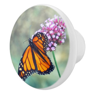 POMO DE CERÁMICA MARIPOSA MONARCA EN FLORES