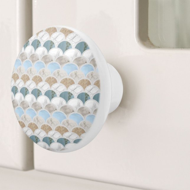 Pomo De Cerámica playa aquagana azul mármol blanco escalas de siren (beach aqua blue white marble pastel mermaid scales ceramic knob)