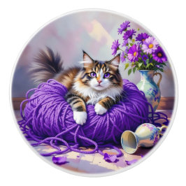 Pomo De Cerámica Pretty Cat with Purple Flowers and Yarn  