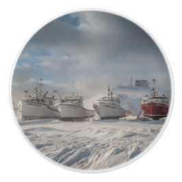 Pomo De Cerámica punado de puerta, barcos pesqueros en la nieve
