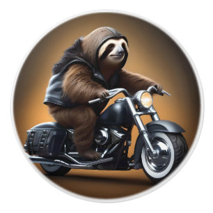 Pomo De Cerámica Sloth En Una Moto,