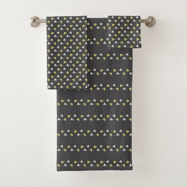 Popcorn Bath Towels (Dark Gray & Butter Yellow) (In situ)