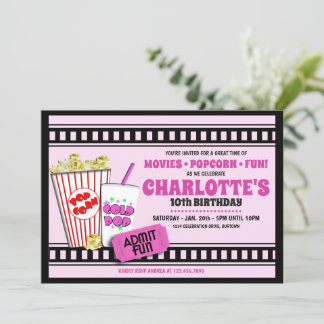 Popcorn y una invitación a la fiesta de cumpleaños