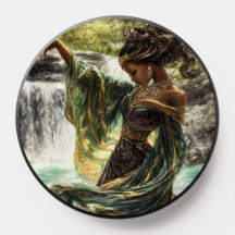 Encantadora diosa por una cascada mágica