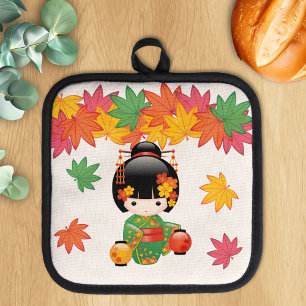 Porta Ollas Muñeca Kokeshi Caída - Chica de Kimono Verde Geish