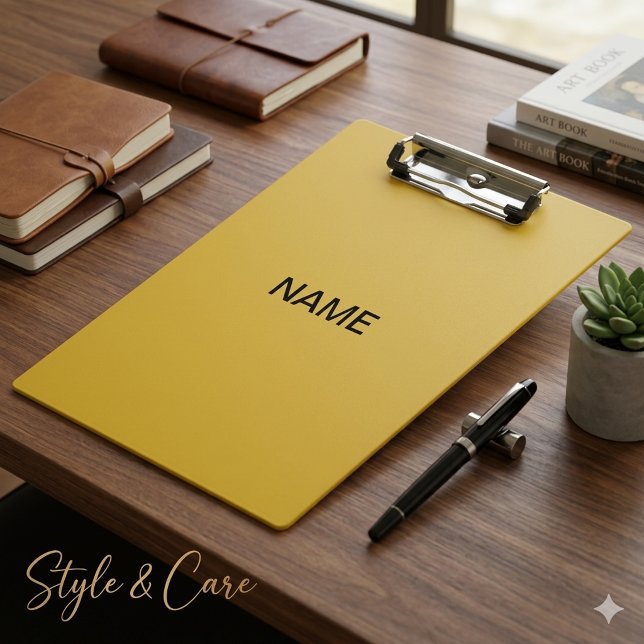 Portapapeles metálico dorado moderno con texto per (Modern Metallic Gold Clipboard with Custom Text)