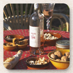 Posavasos Aperitivo y aperitivos preparados: pan, aceitunas,