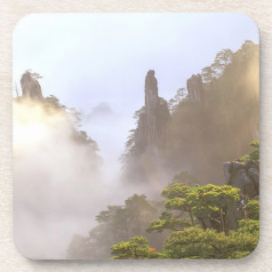 Posavasos Asia, China, Huanshan. La montaña amarilla en