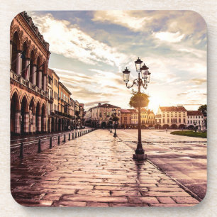 Posavasos Atardecer en la plaza de Padova en Italia