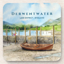 Barca de madera en Derwentwater Lake District Cumb