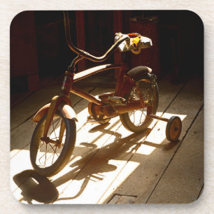 Posavasos Bicicleta de niño en el antiguo molino de molienda