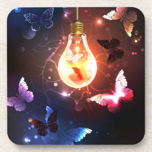 Posavasos Bombilla brillante con mariposas nocturnas