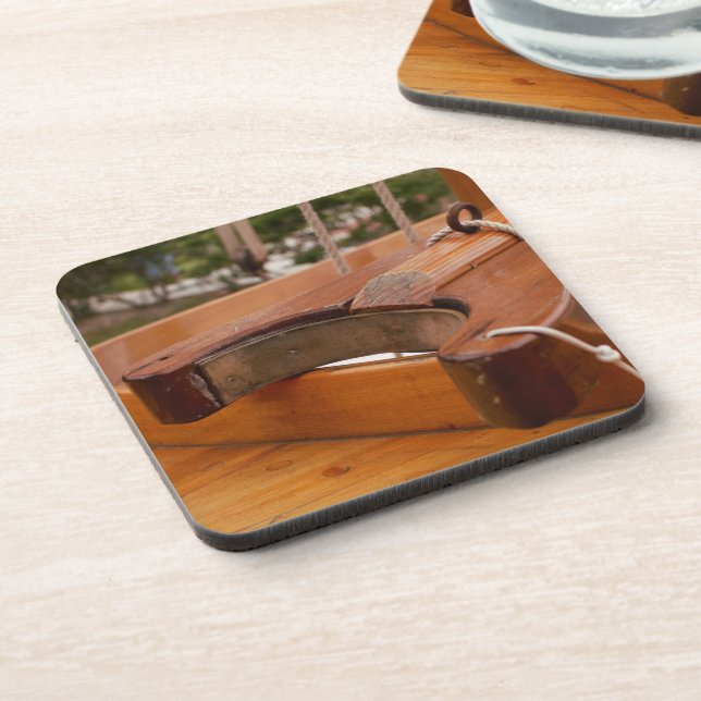 Posavasos Boom de velero de madera con yugo (Lado Izquierdo)