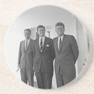 Posavasos Bros, Presidente John Kennedy, Robert y Ted